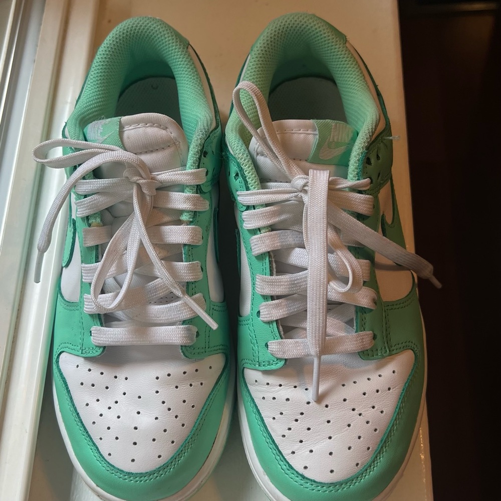 Nike dunks low
